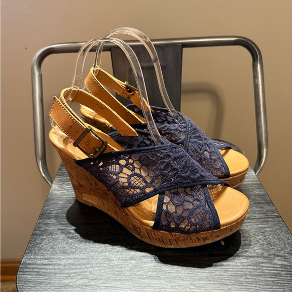 Pop Midnight Blue Lace Wedge Sandals - Picture 1 of 15